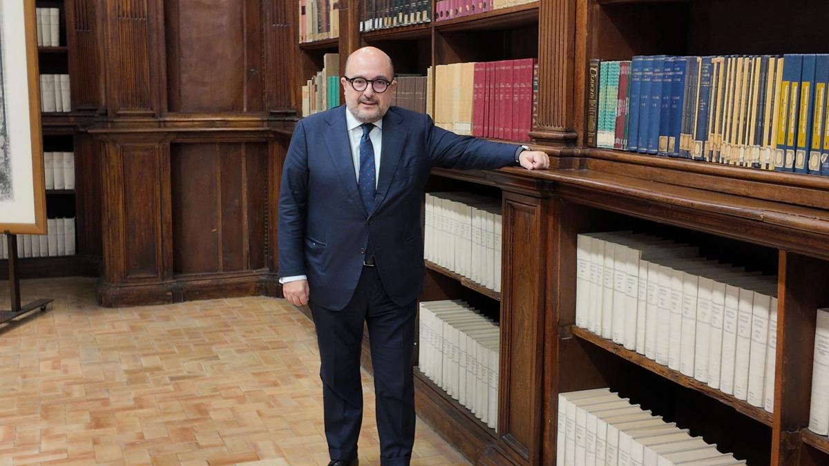 Ministro della Cultura Sangiuliano elogia le iniziative artistiche di Pompei: “Frecciarossa da Roma successo da record. Se continua così aumenteremo le tratte” | VIDEO