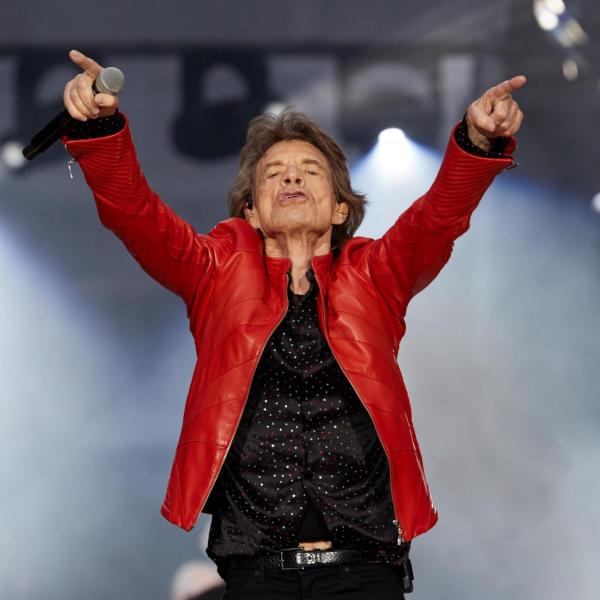 Mick Jagger: età, moglie, figli, patrimonio e biografia del leader dei Rolling Stones