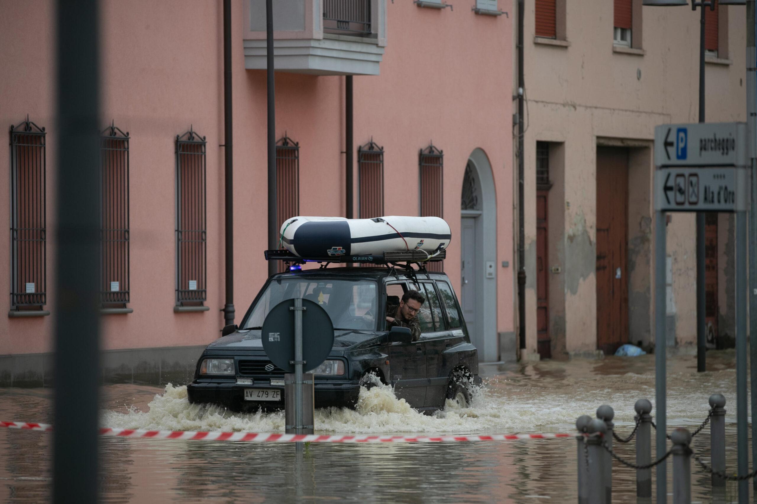 L’alluvione minaccia le saline di Cervia, sommersa parte del Parco