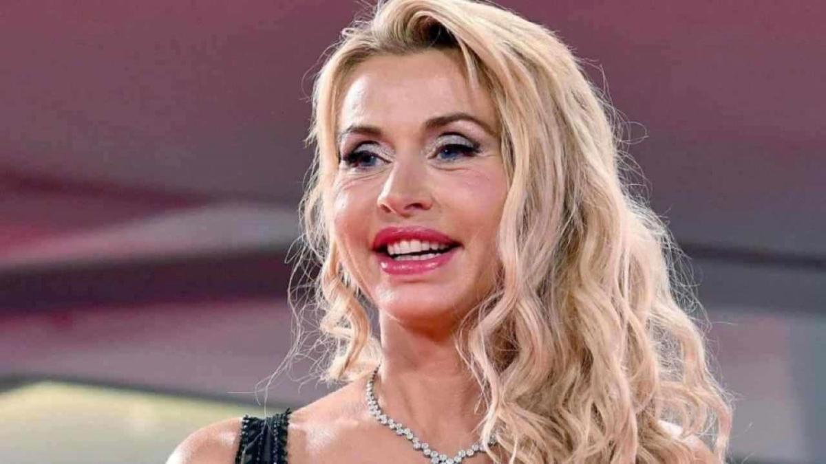 Valeria Marini torna all’amore grazie ad Eddy Siniscalchi