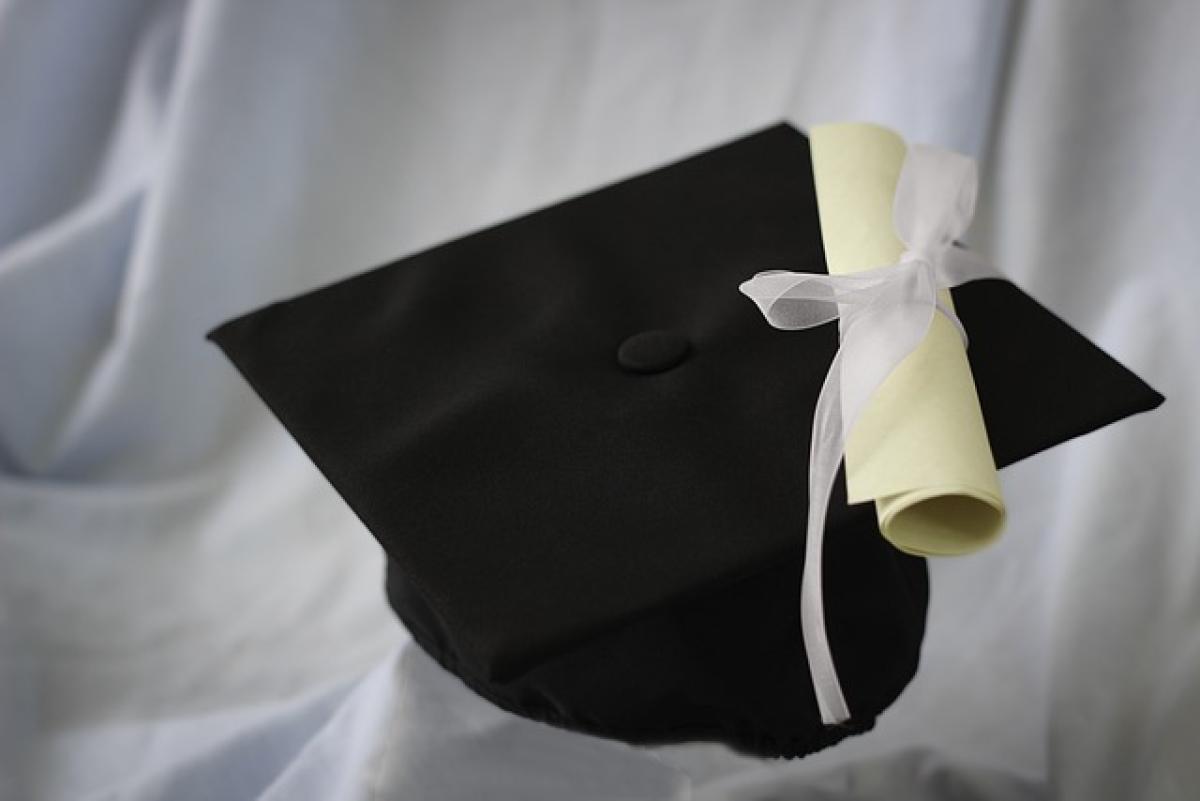 Riscatto della laurea: le nuove istruzioni INPS in caso di passaggi…