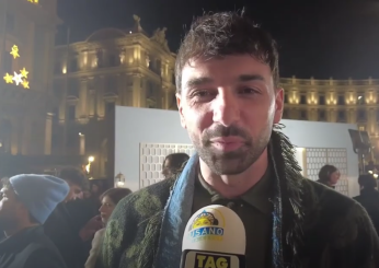 Raimondo Todaro sul red carpet di “Berlino”: “Festa ad Amici per Lorella Cuccarini a Sanremo” | VIDEO