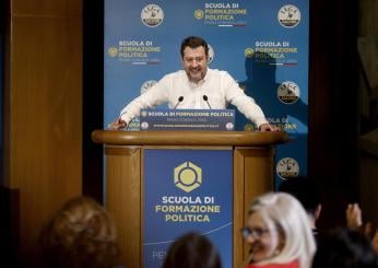 Salvini contro la Ue su flat tax, autonomia e auto elettriche: “Bisognerà fare un tagliando a queste sciocchezze ideologiche”