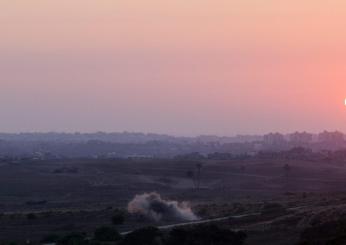 Guerra a Gaza, Hezbollah rivendica attacco in una base militare nel nord di Israele. Centinaia di manifestanti protestano contro Netanyahu