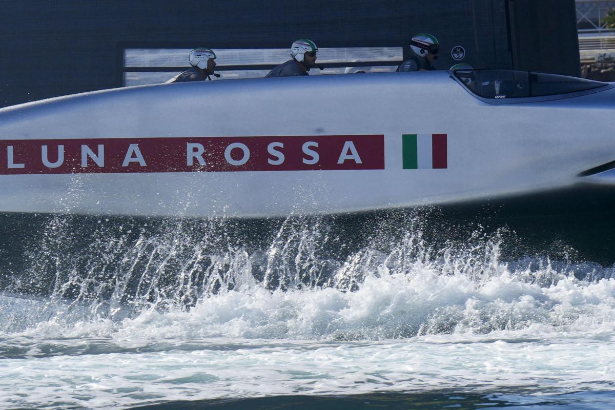 Louis Vuitton Cup 2024, clamorosa squalifica di Luna Rossa contro Alinghi: l’accaduto e cosa succede adesso