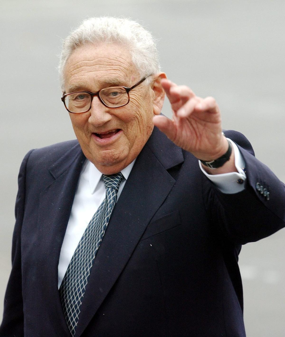 Guerra Russia-Ucraina, la profezia di Henry Kissinger: “La Cina sar…