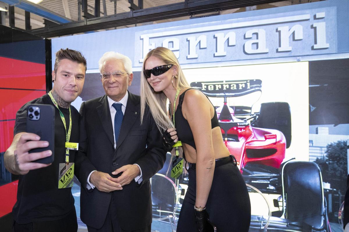 Sergio Mattarella, il selfie con i Ferragnez all’autodromo di Monza…