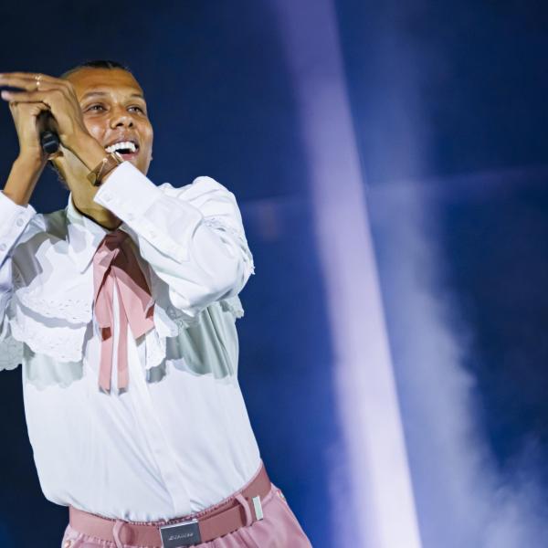 Stromae sta male e annulla le date del tour: “Decisione difficile”