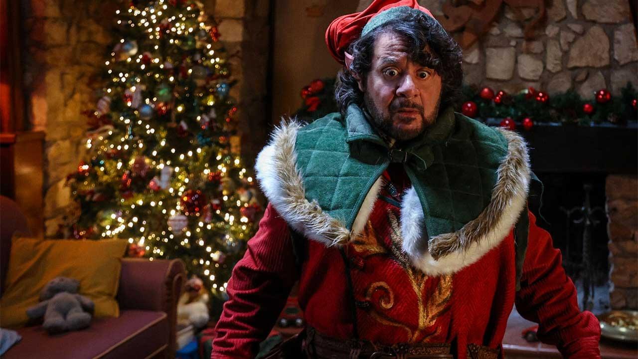 Elf Me arriva su Prime Video, Lillo e Foglietta guidano il cast: “Nostro Natale pieno di sentimenti forse fuori moda” | VIDEO