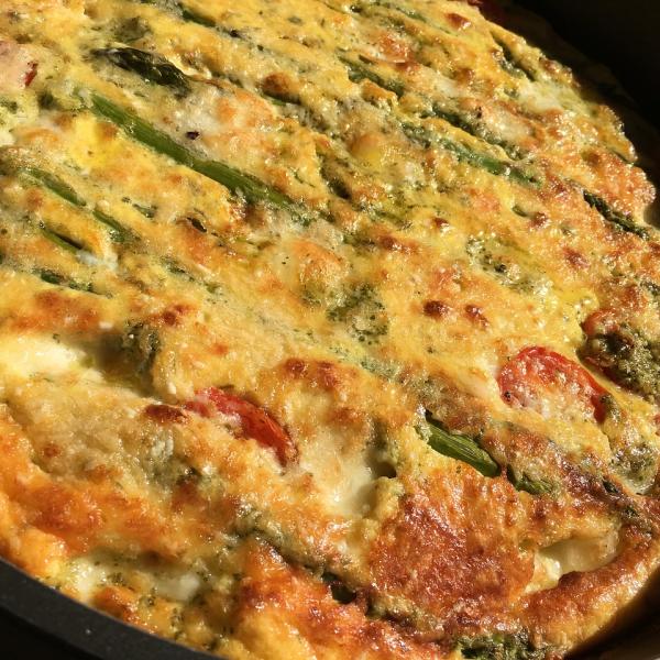 Non è primavera senza la torta salata asparagi e uova