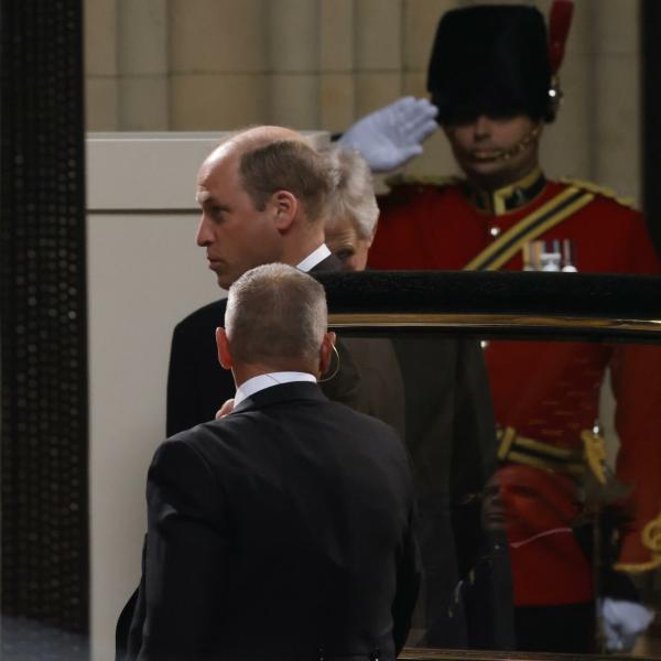 Emergenza a Buckingham Palace, William riprende gli impegni dopo l’operazione di Kate