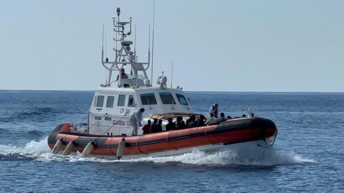 Lampedusa, hotspot al collasso: in 1600 stipati nella struttura