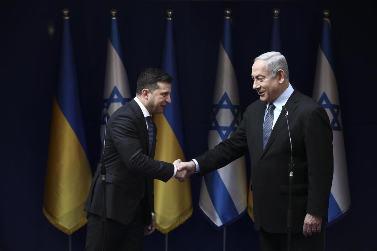 Zelensky telefona a Netanyahu: “Solidarietà ad Israele, Putin dietr…