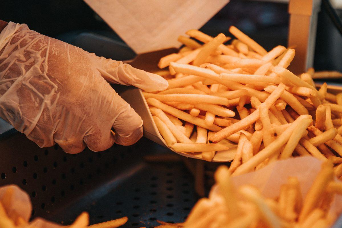 Nuova e preoccupante scoperta sulle patatine fritte, uno dei cibi c…