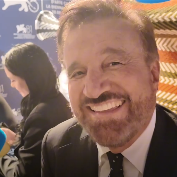 Christian De Sica a Venezia 2024: “Con Lillo nuova coppia. Spero Giuli si occupi davvero della cultura…”| VIDEO