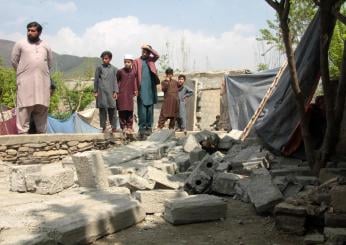 Afghanistan, terremoto di magnitudo 6.2 vicino a Herat: 14 morti e 78 feriti