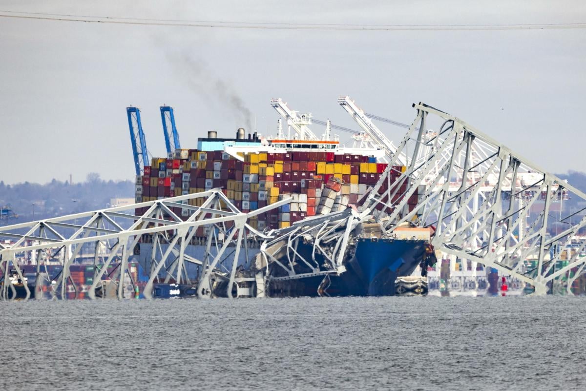 Crollo ponte a Baltimora, recuperati i corpi di due vittime durante le ricerche