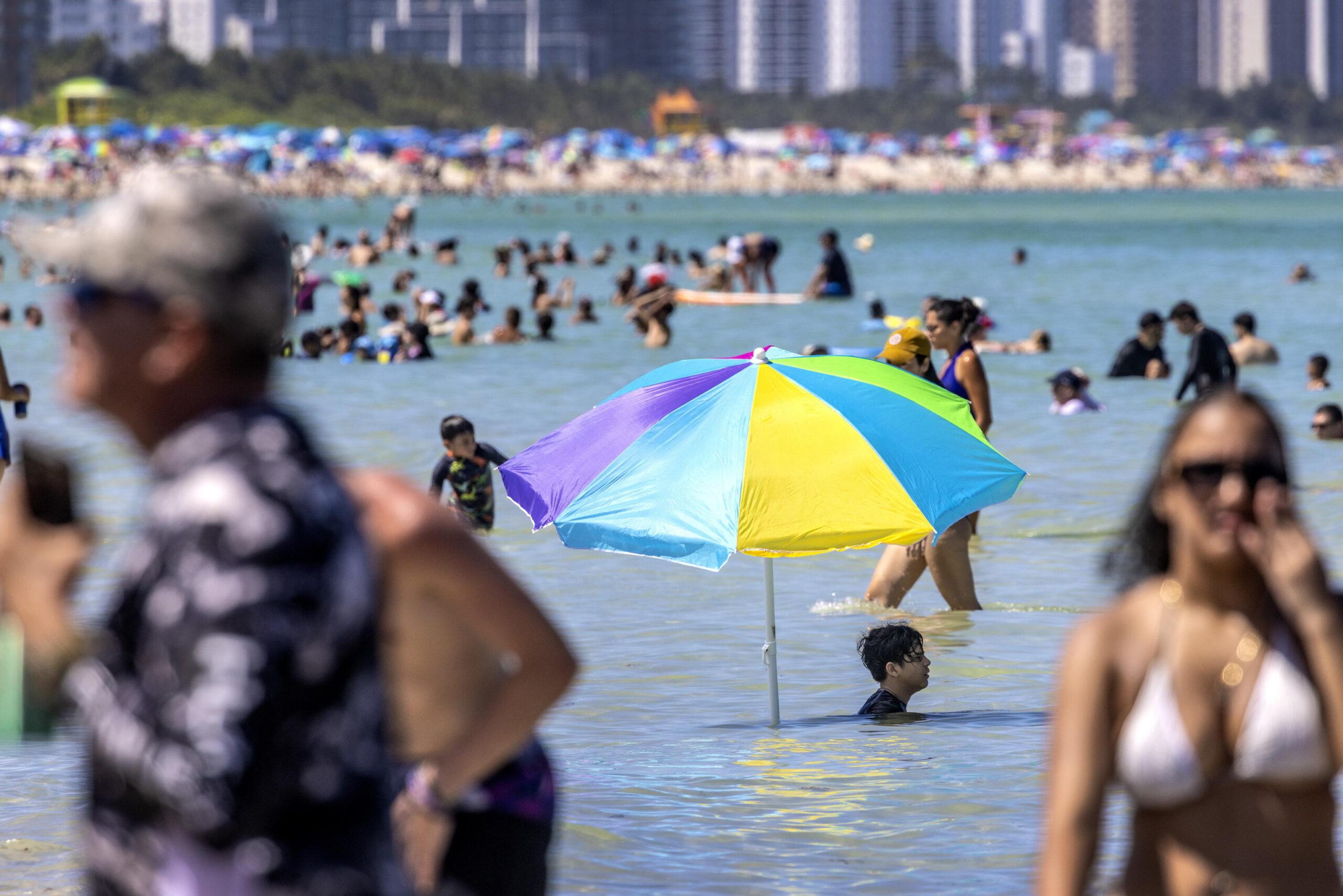 Usa, attesa un’estate con caldo record nel Midwest e nel Nordest: a rischio 80 milioni di statunitensi, 43° in Arizona