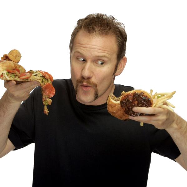 Addio a Morgan Spurlock: causa morte, età, moglie, figli e film del regista di “Super Size Me”