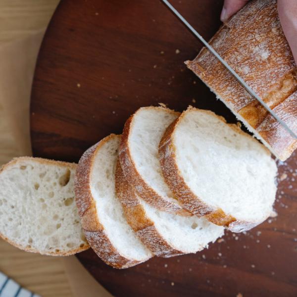 Addio allo spreco: la minestra di pane