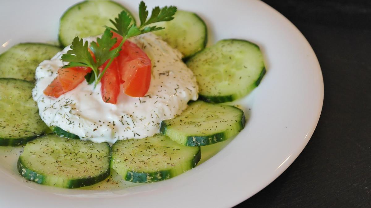 Tzatziki: ricetta originale per rinfrescare l’estate e non solo