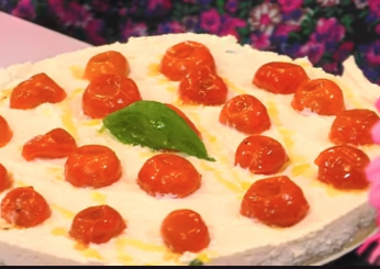 Cheesecake salata con ricotta e fagioli: la ricetta light di Jessica Selassié | VIDEO