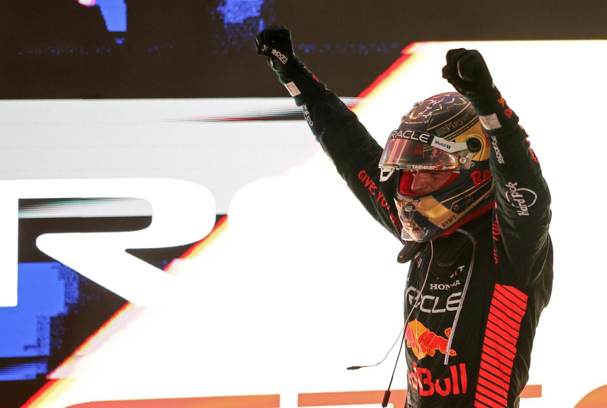 Formula 1, GP Qatar: Verstappen vince e doma le McLaren