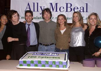 “Ally McBeal” torna dopo 20 anni. Nel sequel della serie tv anche C…