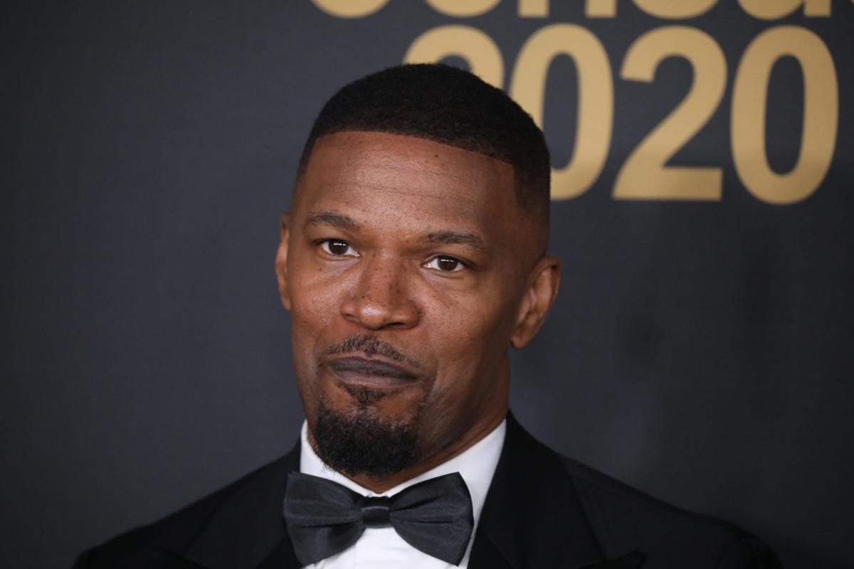 Jamie Foxx ancora in ospedale, le persone vicine lanciano una sola …