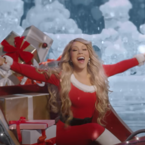 Mariah Carey apre la stagione del Natale, la storia del suo rito sui social tra tradizione e marketing