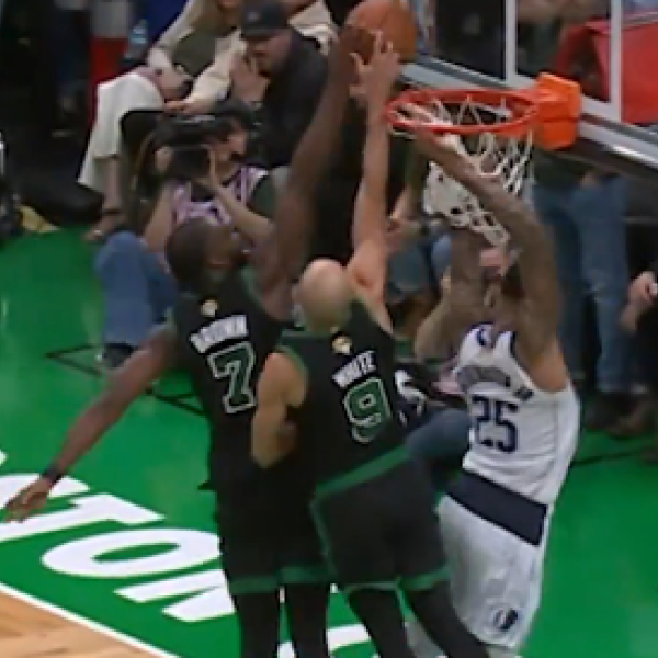 NBA, Boston vince ancora con Dallas. White con una stoppata evita la rimonta | VIDEO