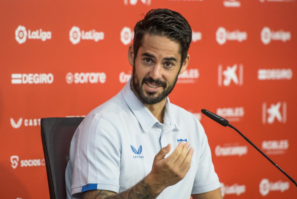 Isco proposto alla Salernitana: si tratta sull’ingaggio