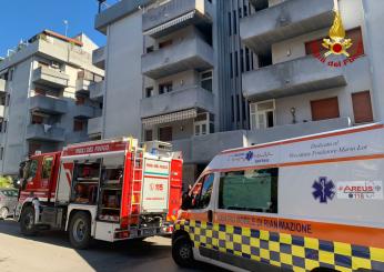 Roma, incendio in una palazzina di Spinaceto: quattro feriti