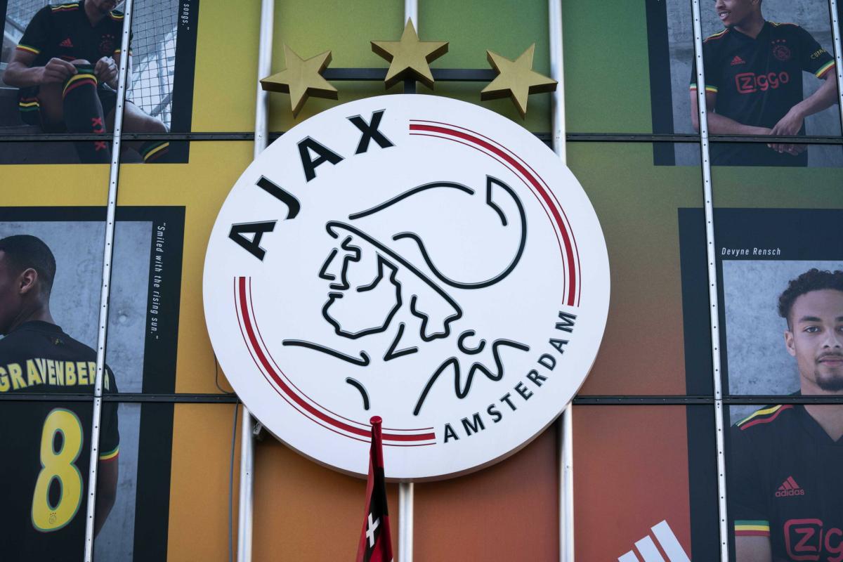 Ajax, sospeso il ceo Alex Kroes per insider trading: è accusato di aver acquistato 17mila azioni del club