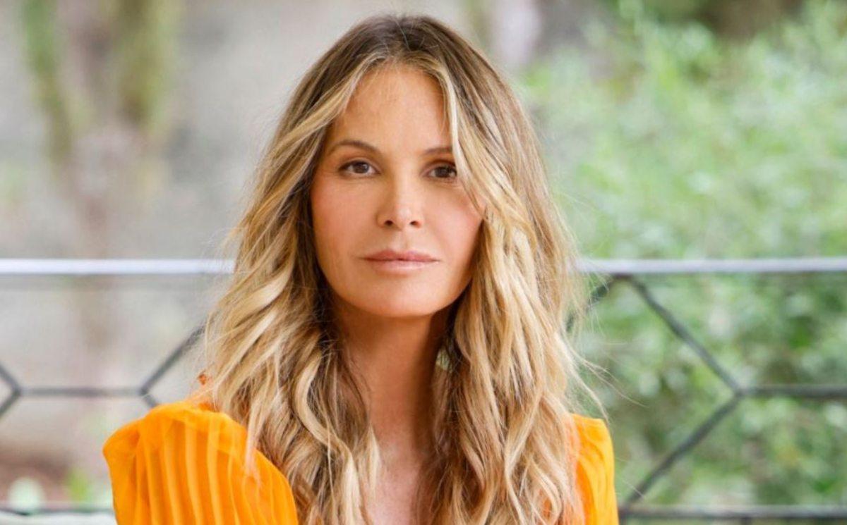 Elle Macpherson spiega perché dopo la diagnosi di cancro al seno ha rifiutato la chemioterapia