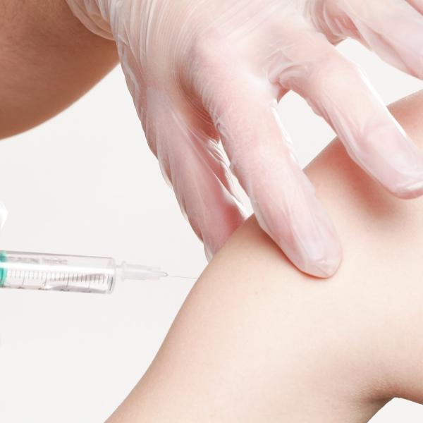 Vaccino anti Hpv: chi può farlo gratis e come funziona la prevenzione del Papilloma virus