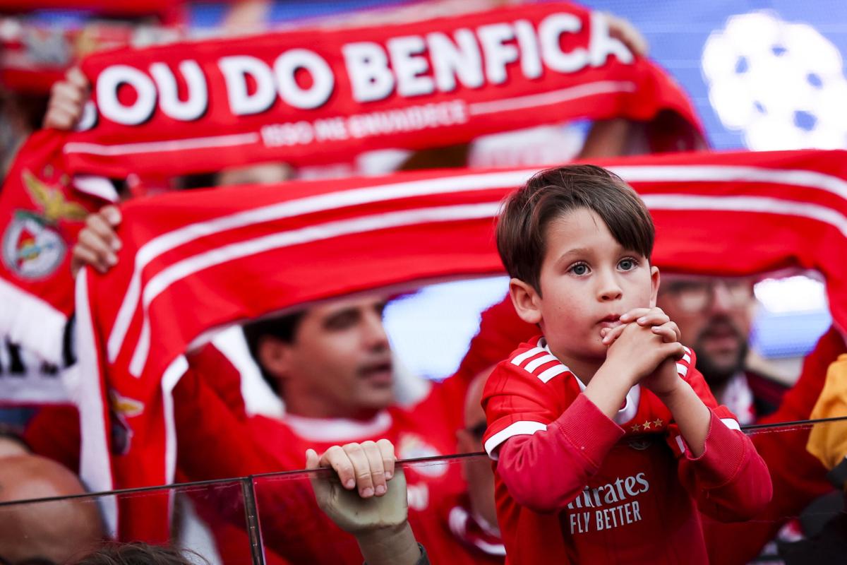 Benfica, la maledizione di Bela Guttman colpisce ancora: di cosa si…