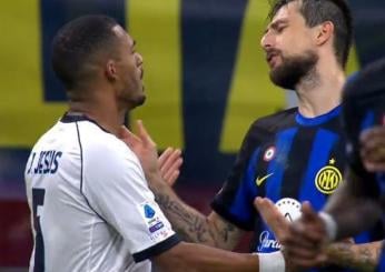 Sentenza Acerbi, il Napoli: “Quindi è Juan Jesus il colpevole?”