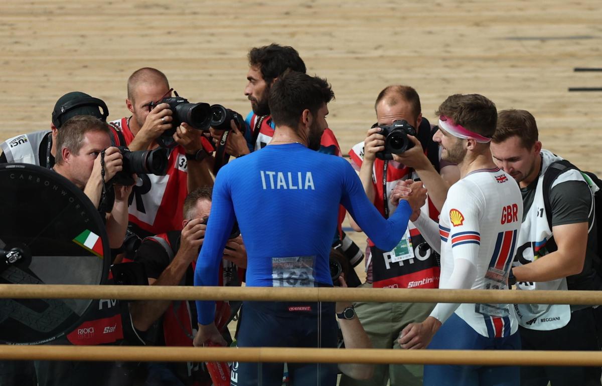 Ciclismo, Filippo Ganna suona la carica: “Voglio un’altra maglia ir…