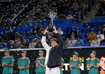 Tennis, Ben Shelton vince l’ATP di Tokyo:  battuto Karatsev