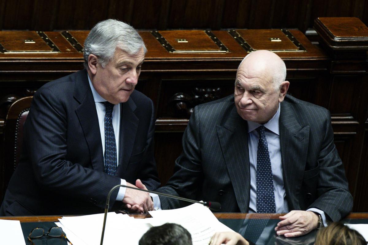 Ilaria Salis chiederà i domiciliari in Ungheria. Tajani e Nordio: “Seguito il nostro consiglio”