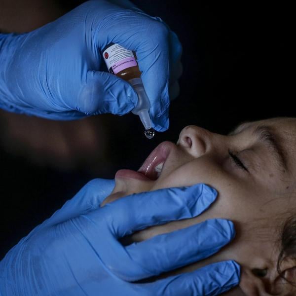 Guerra a Gaza, quasi 87mila bambini vaccinati contro la poliomielite nonostante gli incessanti combattimenti