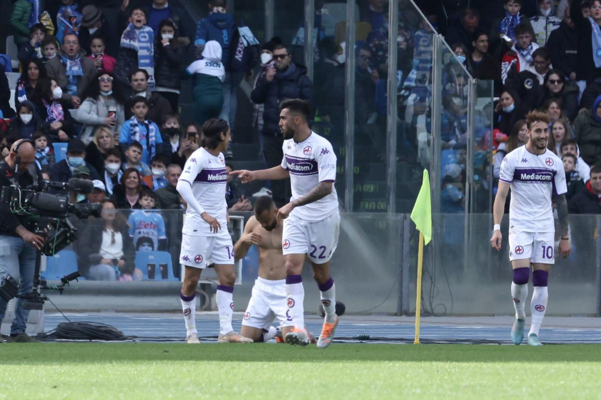 Serie A, 32^ giornata: la Fiorentina sbanca il Maradona, 3-2 al Napoli