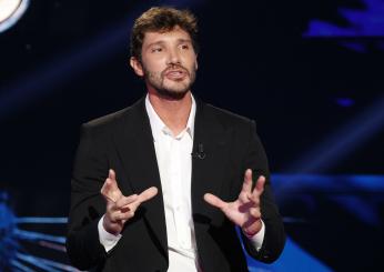 Il padre di Stefano De Martino lancia una stoccata social a Belen Rodriguez