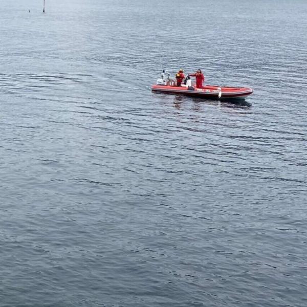 Lecco, trovato il cadavere di una donna nel Lago di Annone vicino a Galbiate: indagini in corso