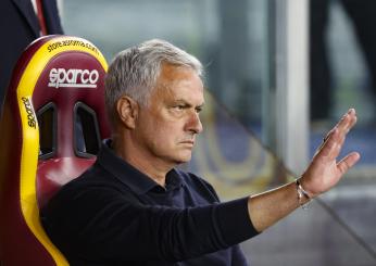 Roma, Mourinho: “Lukaku titolare. Su Dybala e Totti dico che…”