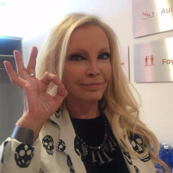 Patty Pravo prima e dopo: il ricorso della cantante alla chirurgia estetica