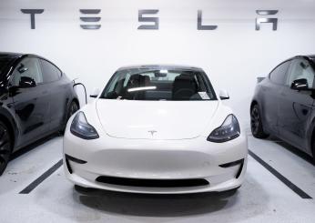 Tesla Model 3, stop agli ordini in Canada