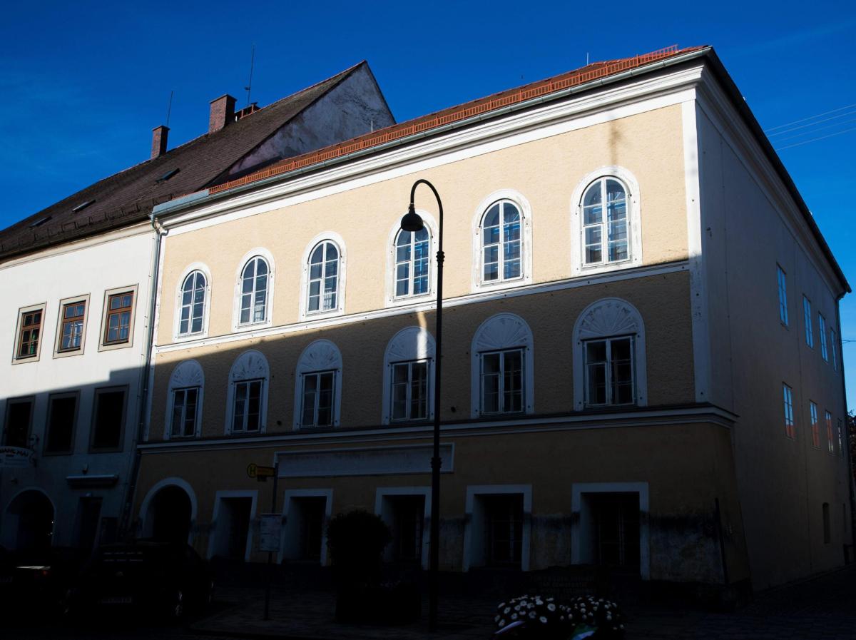 Austria, la casa natale di Adolf Hitler sarà trasformata in una sta…