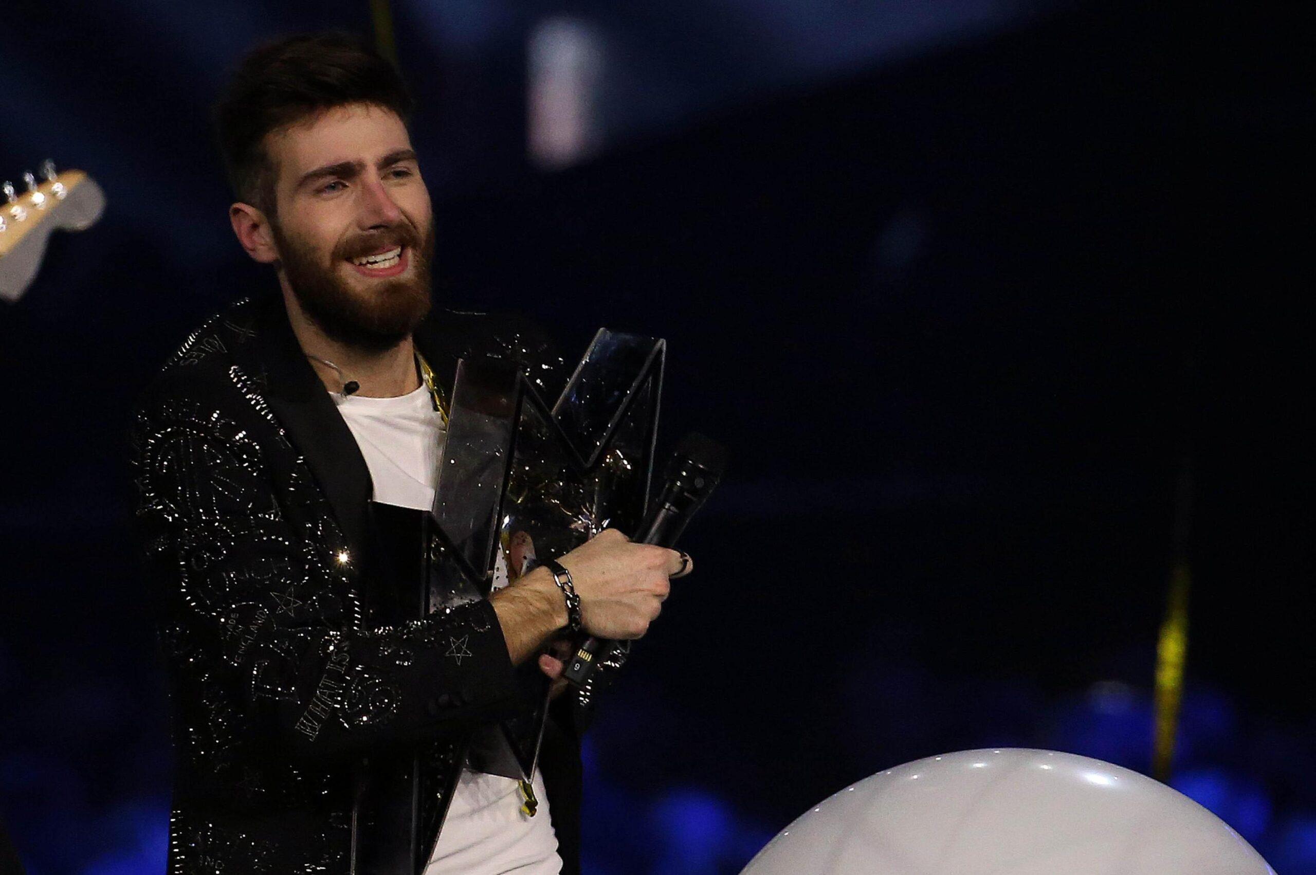 Lorenzo Licitra: età, fidanzato, canzoni e biografia dell’ex vincitore di X Factor